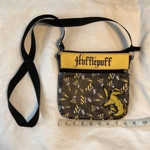 Hufflepuff Harry Potter purse